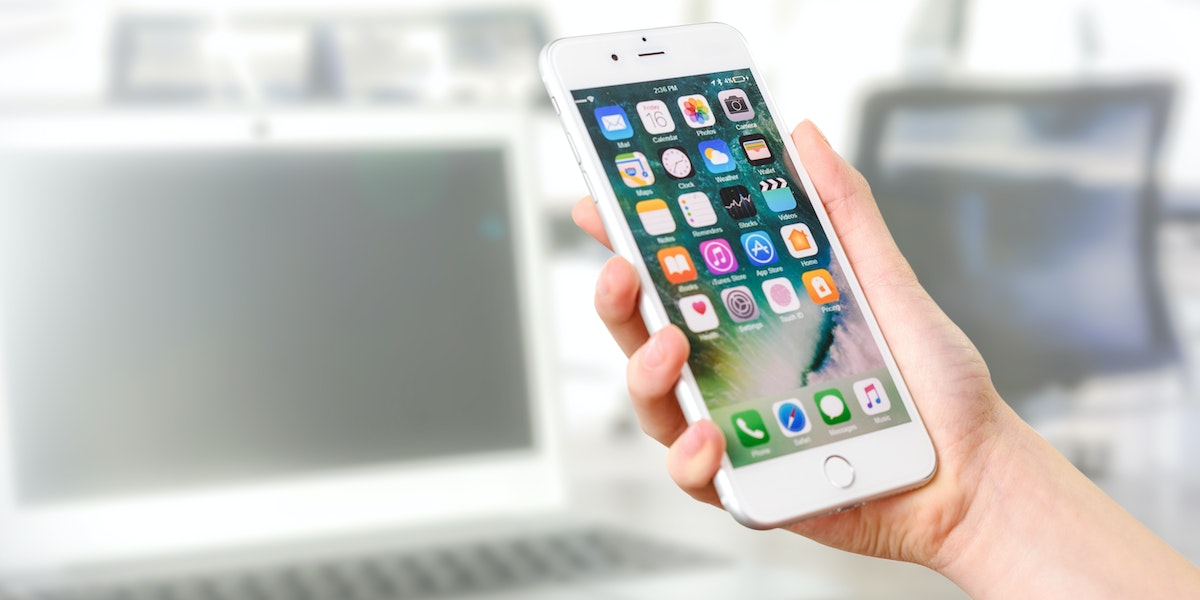 5 reason why businesses should invest in mobile app development